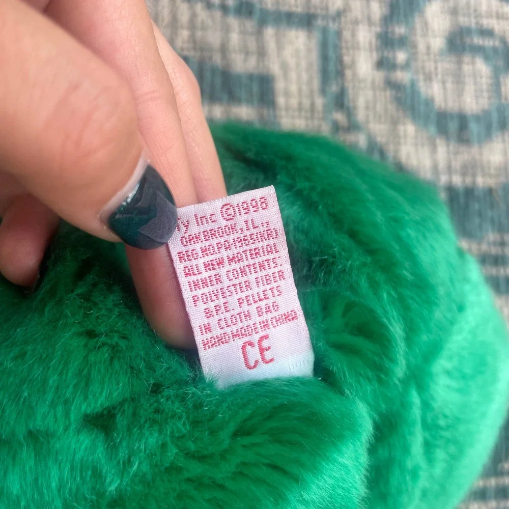The Beanie Buddy ERIN Green Bear Shamrock St. Patrick's‎ Day 1998 - Size 14